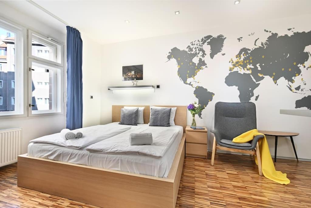 Smart & Luxury Old Town Apartment Прага Екстер'єр фото
