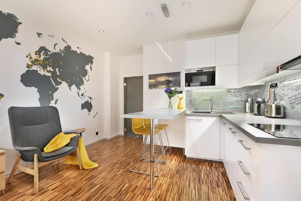 Smart & Luxury Old Town Apartment Прага Екстер'єр фото