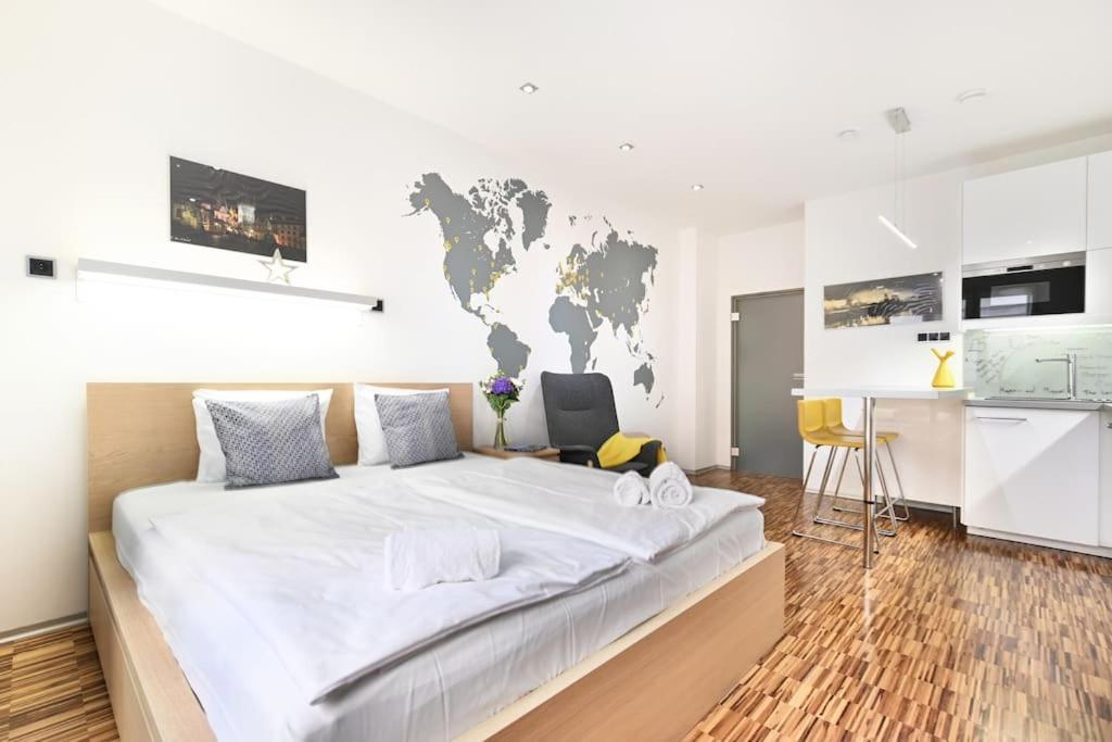 Smart & Luxury Old Town Apartment Прага Екстер'єр фото